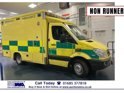 Used Mercedes Sprinter 190 HP (139 kW) 2013 Yellow
