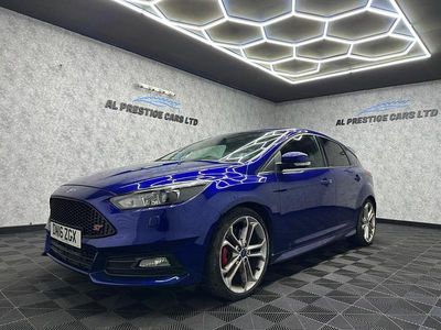 Used Ford Focus ST 2016 Blue Hatchback