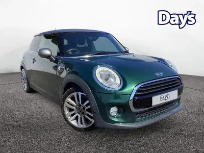 Used Mini Cooper Hatch 136 HP (100 kW) 2017 Green Hatchback