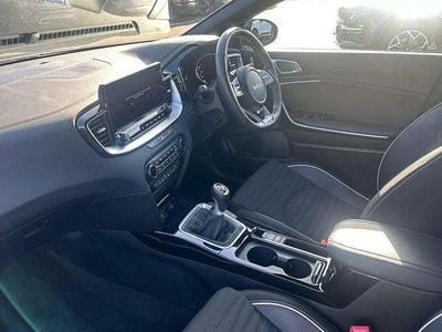 Used Kia Ceed GT-Line 138 HP (101 kW) 2025 Grey Hatchback