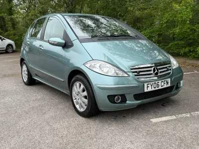 Usado Mercedes A150 Elegance 2006 Azul Citadino