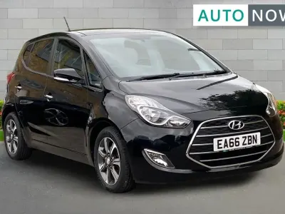 Used Hyundai ix20 Premium 88 HP (64 kW) 2016 Black Hatchback