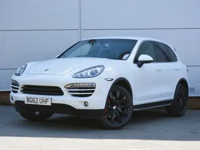 Used Porsche Cayenne 240 HP (176 kW) 2012 Sand white SUV