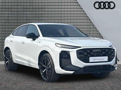 New Audi Q3 Comfort 2026 Glacier white, metallic SUV