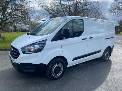 Used Ford Transit Custom S 105 HP (77 kW) 2022 White Van