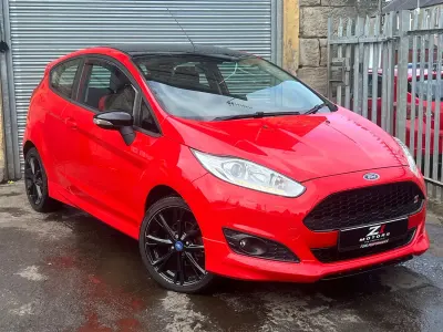 Used Ford Fiesta Zetec 140 HP (102 kW) 2016 Red Hatchback