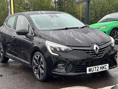 Begagnad Renault Clio V SE 140 HK (102 kW) 2022 Svart Halvkombi
