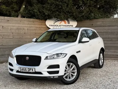 Second-hand Jaguar F-Pace Prestige 180 CP (132 kW) 2016 Alb SUV