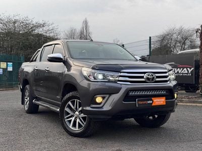 Used Toyota HiLux 2018 Grey Pickup