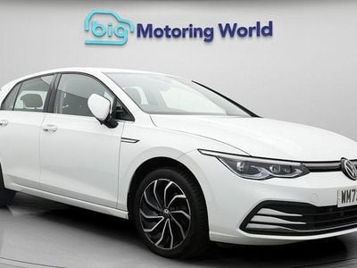 Used VW Golf VIII Style 131 HP (96 kW) 2024 White Hatchback
