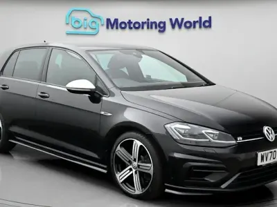 Second-hand VW Golf VII R 300 CP (220 kW) 2020 Negru Hatchback
