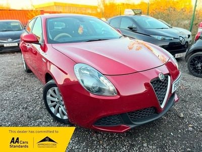 Used Alfa Romeo Giulietta 120 HP (88 kW) 2016 Red Hatchback
