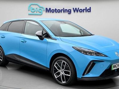 Begagnad MG MG4 EV Trophy 319 kW (435 HK) 2024 Blå Halvkombi