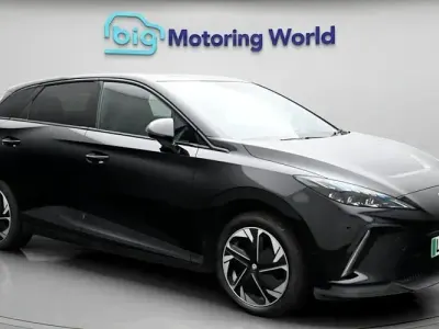 Usado MG MG4 EV Trophy 150 kW (204 HP) 2025 Citadino