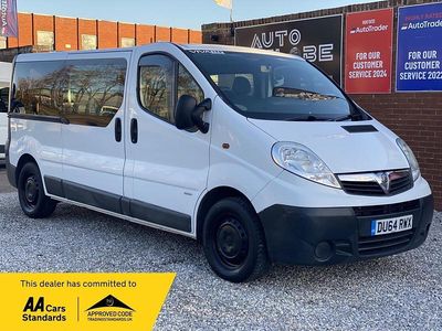 Used Vauxhall Vivaro 115 HP (84 kW) 2014 White MPV
