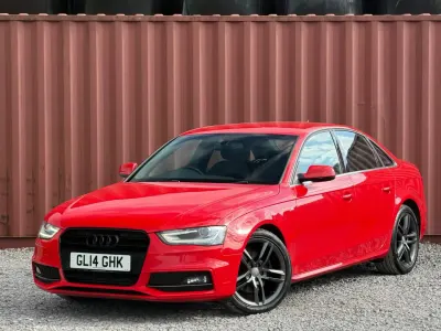 Gebraucht Audi A4 S-Line 150 PS (110 kW) 2014 Rot Limousine