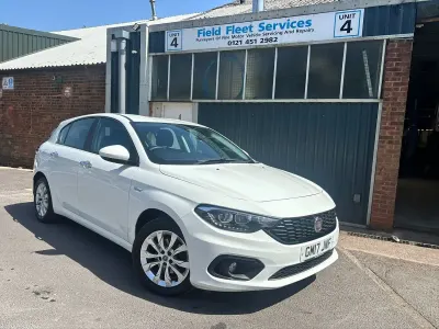 Used Fiat Tipo Easy Plus 120 HP (88 kW) 2017 White Hatchback