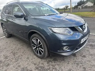 Used Nissan X-Trail N-Vision 130 HP (95 kW) 2017 Blue SUV