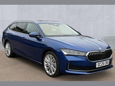 Used Skoda Superb LAURIN & KLEMENT 193 HP (141 kW) 2025 Cobalt blue metallic Estate