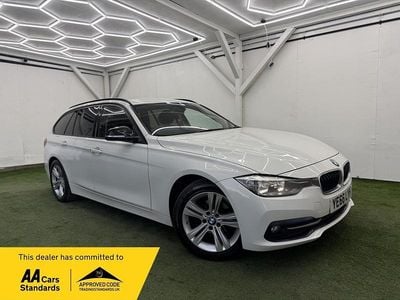 Used BMW 318 Sport Line 2016 White Estate