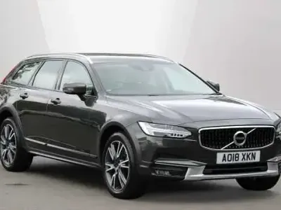Used Volvo V90 CC Pro 190 HP (139 kW) 2019 Estate