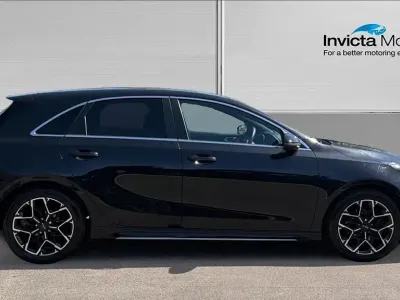 Käytetty Kia Ceed GT-Line 158 HP (116 kW) 2022 Musta Viistoperä