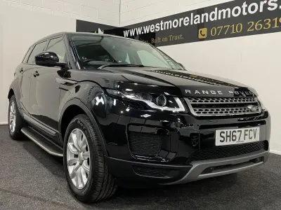 Używany Land Rover Range Rover evoque SE 150 KM (110 kW) 2017 Czarny Kombi