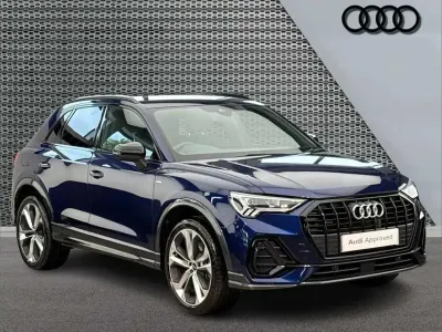 Second-hand Audi Q3 Black Edition 245 CP (180 kW) 2023 Albastru SUV