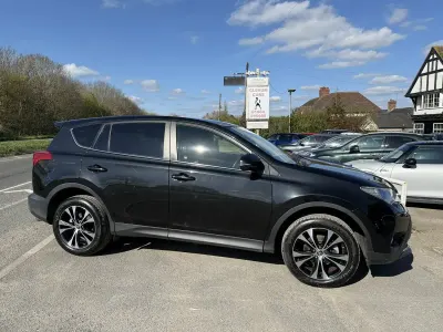 Usado Toyota RAV4 124 CV (91 kW) 2015 Negro SUV