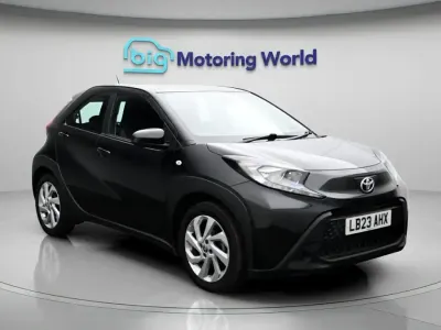 Used Toyota Aygo X PURE 72 HP (52 kW) 2023 Black SUV