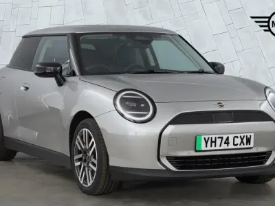 Used Mini Cooper Hatch 133 kW (181 HP) 2024 Silver Hatchback