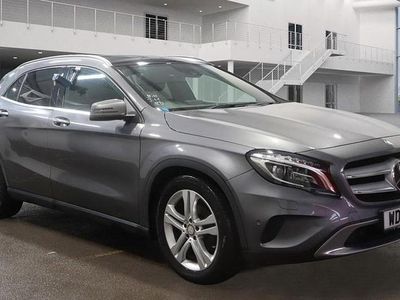 Mercedes GLA220
