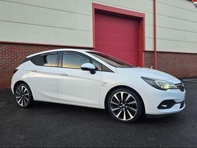 Second-hand Vauxhall Astra SRi 145 CP (106 kW) 2020 Alb Hatchback