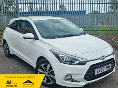 Used Hyundai i20 SE 84 HP (61 kW) 2017 White Coupe