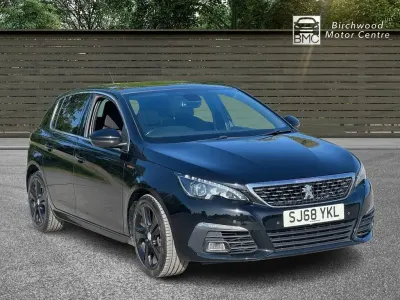 Używany Peugeot 308 GT-line 130 KM (95 kW) 2018 Czarny Hatchback