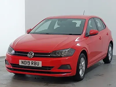 Used VW Polo SE 95 HP (69 kW) 2019 Red Hatchback