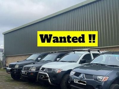 Used Mitsubishi L200 2011 White Pickup