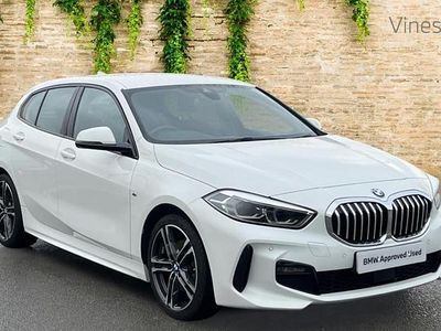 Used BMW 118 M Sport 134 HP (98 kW) 2022 White Hatchback
