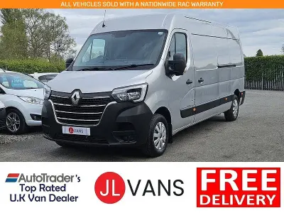 Käytetty Renault Master Business 135 HP (99 kW) 2023 Harmaa Tila-auto