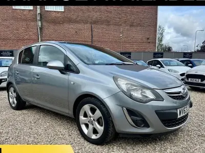 Begagnad Vauxhall Corsa 100 HK (73 kW) 2013 Silver Halvkombi