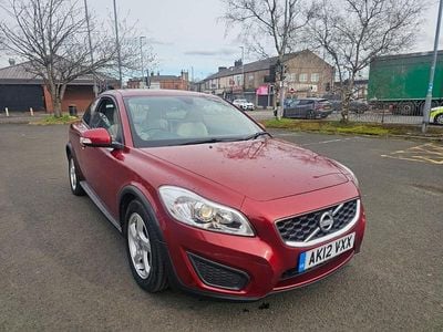 Used Volvo C30 115 HP (84 kW) 2012 Red Hatchback