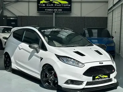 Used Ford Fiesta ST 182 HP (133 kW) 2016 White Hatchback