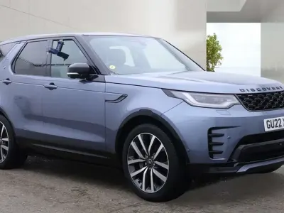 Used Land Rover Discovery SE Dynamic 2022 Blue SUV