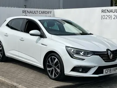 Used Renault Mégane IV Iconic 140 HP (102 kW) 2019 Renault id  arctic white  Hatchback