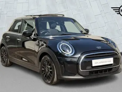 Used Mini Cooper Classic 135 HP (99 kW) 2023 Black Hatchback