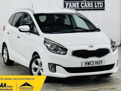 Used Kia Carens 134 HP (98 kW) 2013 White MPV