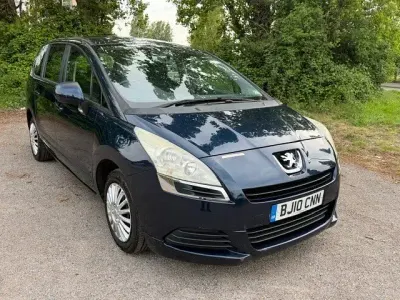 Usado Peugeot 5008 Active 2010 Azul Monovolume