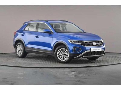 Usado VW T-Roc Life 110 HP (80 kW) 2023 Azul SUV