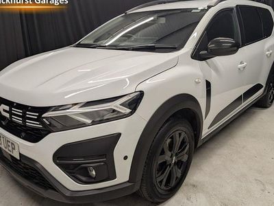 Used Dacia Jogger Extreme 110 HP (80 kW) 2023 White MPV