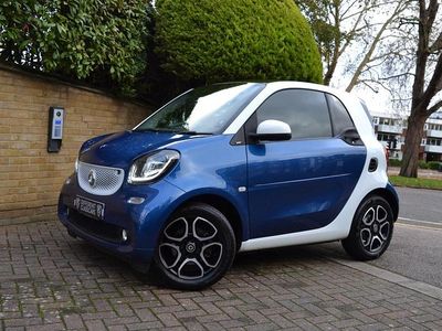 Blue Used 2016 Smart ForTwo Coupé Premium Coupe | £5,750 (Fair price)